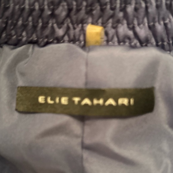 💙Elie Tahari Blue Puffer Vest Medium💙 - Picture 9 of 10